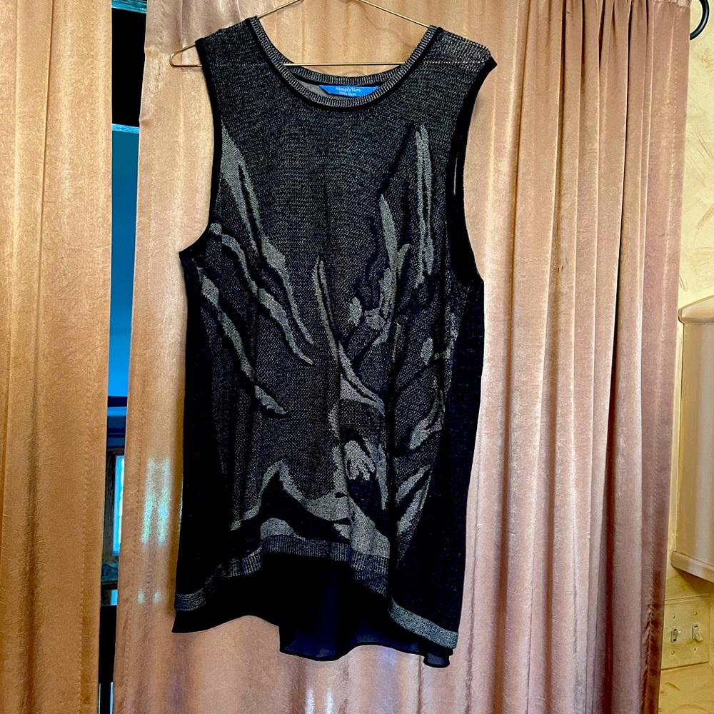 Vera Wang Tunic Sweater Vest printed with sheer layer underneath Size XL